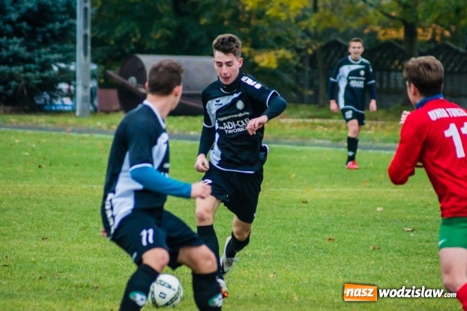 Zdjęcie w galerii na portalu naszwodzislaw.com: Dwa szybkie trafienia ustawiły spotkanie. Juniorzy Tworkowa pokonali Turzę Śląską wiadomości z regionu