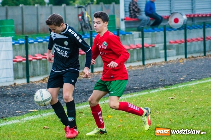 Zdjęcie w galerii na portalu naszwodzislaw.com: Dwa szybkie trafienia ustawiły spotkanie. Juniorzy Tworkowa pokonali Turzę Śląską wiadomości z regionu