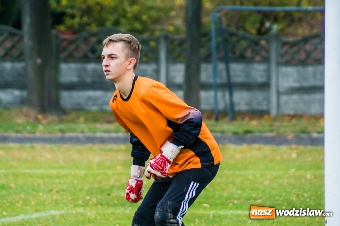 Zdjęcie w galerii na portalu naszwodzislaw.com: Dwa szybkie trafienia ustawiły spotkanie. Juniorzy Tworkowa pokonali Turzę Śląską wiadomości z regionu