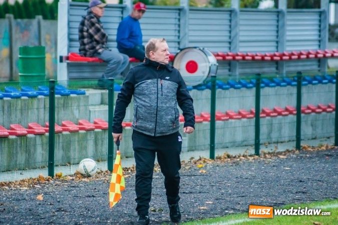 Zdjęcie w galerii na portalu naszwodzislaw.com: Dwa szybkie trafienia ustawiły spotkanie. Juniorzy Tworkowa pokonali Turzę Śląską wiadomości z regionu