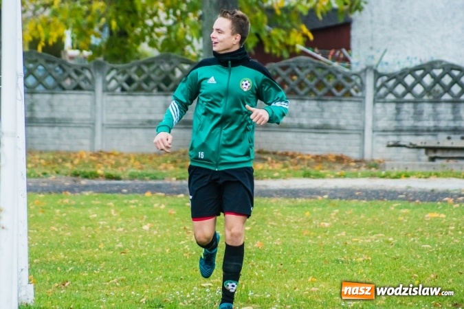 Zdjęcie w galerii na portalu naszwodzislaw.com: Dwa szybkie trafienia ustawiły spotkanie. Juniorzy Tworkowa pokonali Turzę Śląską wiadomości z regionu