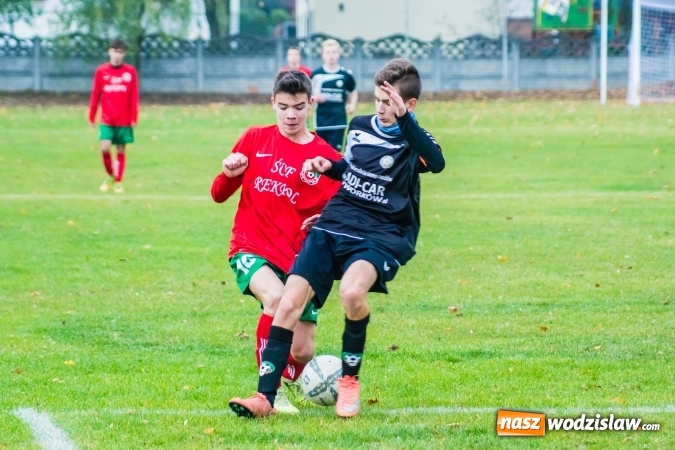 Zdjęcie w galerii na portalu naszwodzislaw.com: Dwa szybkie trafienia ustawiły spotkanie. Juniorzy Tworkowa pokonali Turzę Śląską wiadomości z regionu