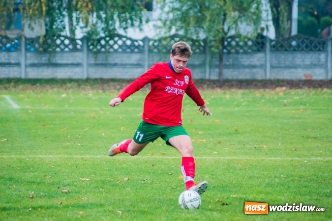 Zdjęcie w galerii na portalu naszwodzislaw.com: Dwa szybkie trafienia ustawiły spotkanie. Juniorzy Tworkowa pokonali Turzę Śląską wiadomości z regionu
