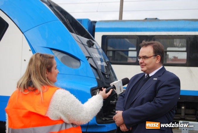 Zdjęcie w galerii na portalu naszwodzislaw.com: Koleje Śląskie z nową myjką automatyczną  wiadomości z regionu