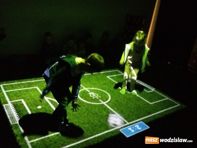 Zdjęcie w galerii na portalu naszwodzislaw.com: Dzieci z Przedszkola numer 18 odwiedziły Wodzisławskie Oświatowe Centrum Nauki i Techniki wiadomości z regionu