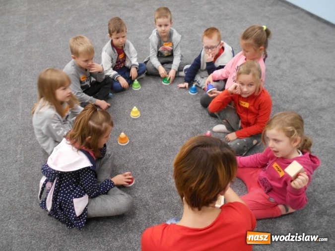 Zdjęcie w galerii na portalu naszwodzislaw.com: Dzieci z Przedszkola numer 18 odwiedziły Wodzisławskie Oświatowe Centrum Nauki i Techniki wiadomości z regionu