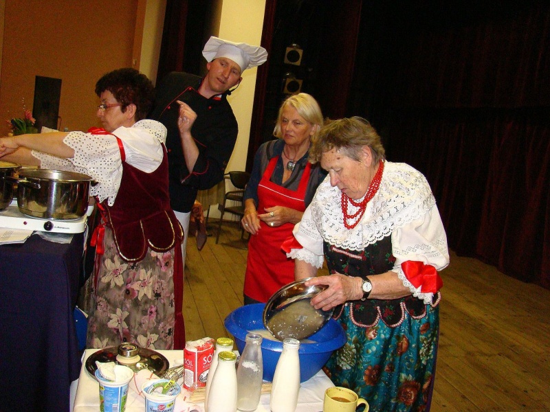 Zdjęcie w galerii na portalu naszwodzislaw.com: Jak Remigiusz Rączka w Radlinie gotował wiadomości z regionu