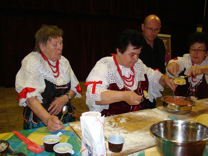 Zdjęcie w galerii na portalu naszwodzislaw.com: Jak Remigiusz Rączka w Radlinie gotował wiadomości z regionu