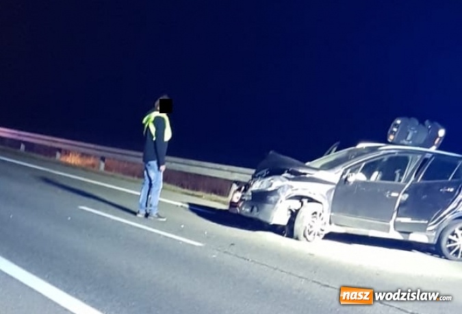 Zdjęcie w galerii na portalu naszwodzislaw.com: Zderzenie passata i suzuki na DK 78 Olza-Chałupki wiadomości z regionu