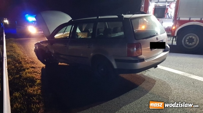 Zdjęcie w galerii na portalu naszwodzislaw.com: Zderzenie passata i suzuki na DK 78 Olza-Chałupki wiadomości z regionu