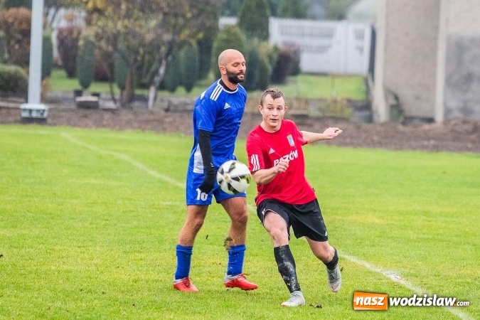 Zdjęcie w galerii na portalu naszwodzislaw.com: Pszowski Górnik poległ w starciu ze Studzienną wiadomości z regionu
