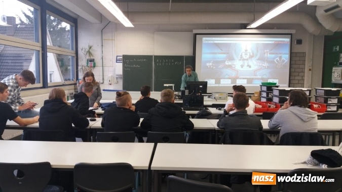 Zdjęcie w galerii na portalu naszwodzislaw.com: Wizyta uczniów ZST w partnerskiej Wilhelm-Maybach-Schule w Heilbronn wiadomości z regionu