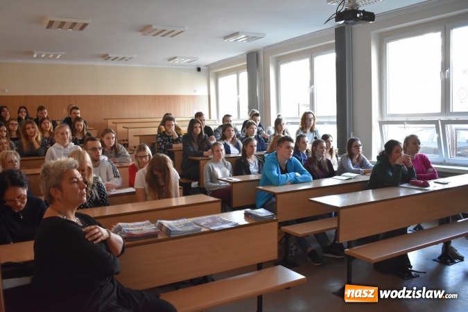 Zdjęcie w galerii na portalu naszwodzislaw.com: Ekonomik podpisał porozumienie o współpracy z Państwową Wyższą Szkołą Zawodową w Raciborzu wiadomości z regionu