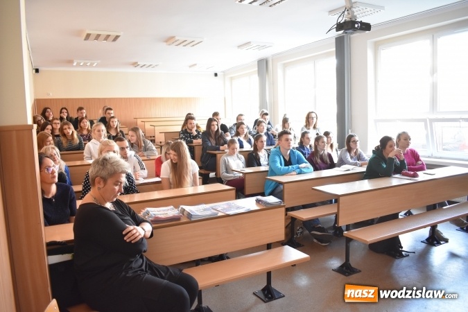 Zdjęcie w galerii na portalu naszwodzislaw.com: Ekonomik podpisał porozumienie o współpracy z Państwową Wyższą Szkołą Zawodową w Raciborzu wiadomości z regionu