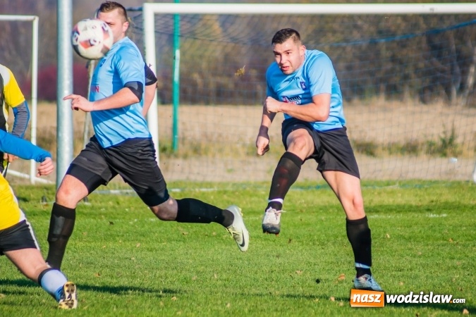 Zdjęcie w galerii na portalu naszwodzislaw.com: B klasa. W Zabełkowie strzelali w końcówkach wiadomości z regionu