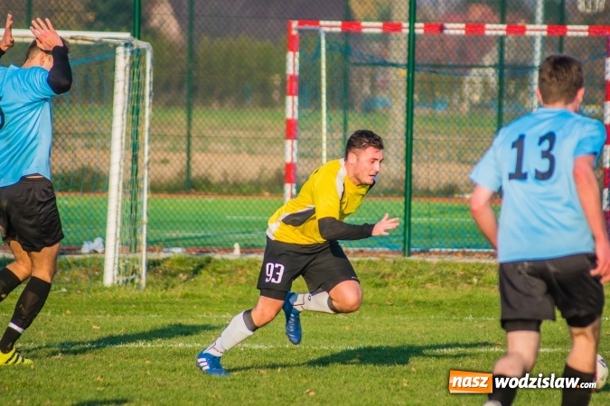 Zdjęcie w galerii na portalu naszwodzislaw.com: B klasa. W Zabełkowie strzelali w końcówkach wiadomości z regionu