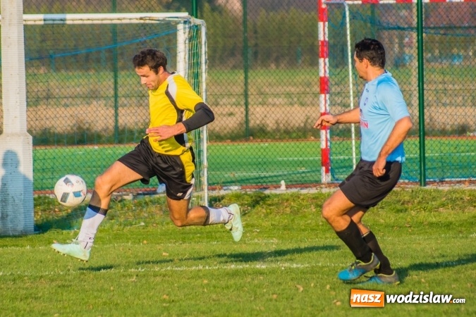 Zdjęcie w galerii na portalu naszwodzislaw.com: B klasa. W Zabełkowie strzelali w końcówkach wiadomości z regionu