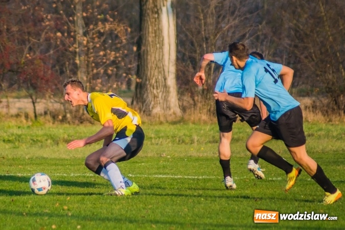 Zdjęcie w galerii na portalu naszwodzislaw.com: B klasa. W Zabełkowie strzelali w końcówkach wiadomości z regionu