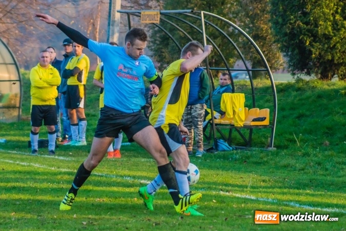 Zdjęcie w galerii na portalu naszwodzislaw.com: B klasa. W Zabełkowie strzelali w końcówkach wiadomości z regionu