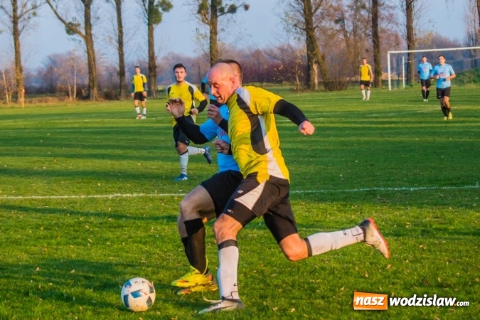 Zdjęcie w galerii na portalu naszwodzislaw.com: B klasa. W Zabełkowie strzelali w końcówkach wiadomości z regionu