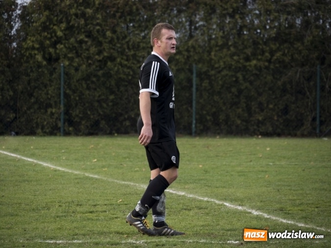 Zdjęcie w galerii na portalu naszwodzislaw.com: Markowice kontra Bełsznica. Wszystko rozegrało się w drugiej połowie wiadomości z regionu