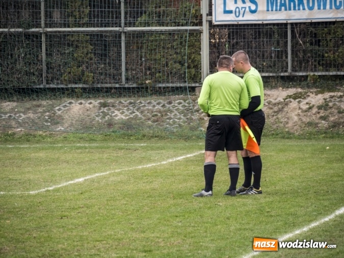 Zdjęcie w galerii na portalu naszwodzislaw.com: Markowice kontra Bełsznica. Wszystko rozegrało się w drugiej połowie wiadomości z regionu