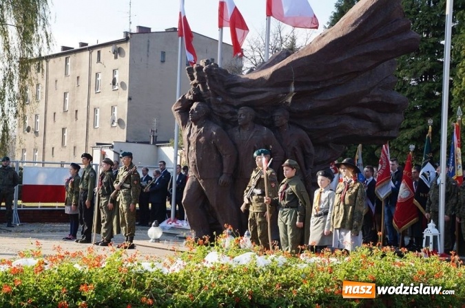 Zdjęcie w galerii na portalu naszwodzislaw.com: Obchody Narodowego Święta Niepodległości za nami wiadomości z regionu