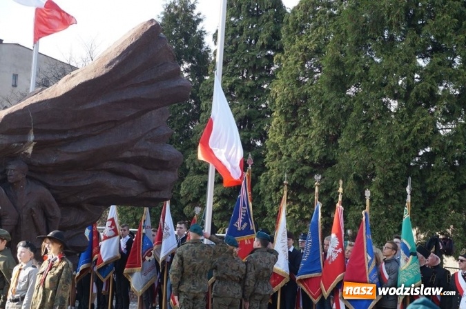 Zdjęcie w galerii na portalu naszwodzislaw.com: Obchody Narodowego Święta Niepodległości za nami wiadomości z regionu
