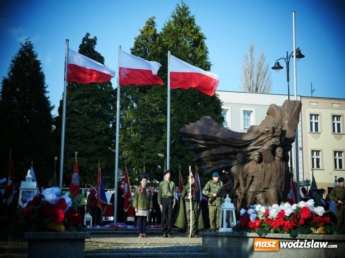 Zdjęcie w galerii na portalu naszwodzislaw.com: Obchody Narodowego Święta Niepodległości za nami wiadomości z regionu
