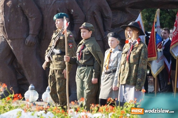 Zdjęcie w galerii na portalu naszwodzislaw.com: Obchody Narodowego Święta Niepodległości za nami wiadomości z regionu