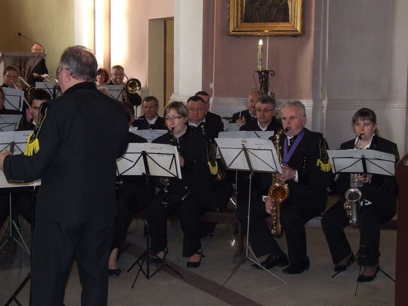 Zdjęcie w galerii na portalu naszwodzislaw.com: Dwa koncerty papieskie  wiadomości z regionu