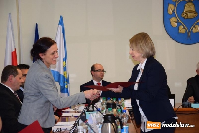 Zdjęcie w galerii na portalu naszwodzislaw.com: Inauguracyjna sesja Rady Gminy Mszana nowej kadencji za nami wiadomości z regionu
