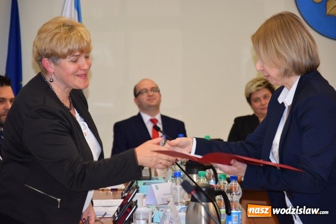 Zdjęcie w galerii na portalu naszwodzislaw.com: Inauguracyjna sesja Rady Gminy Mszana nowej kadencji za nami wiadomości z regionu