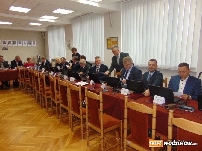 Zdjęcie w galerii na portalu naszwodzislaw.com: Antoni Tomas po raz czwarty przewodniczącym Rady Gminy Godów wiadomości z regionu
