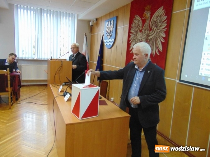 Zdjęcie w galerii na portalu naszwodzislaw.com: Antoni Tomas po raz czwarty przewodniczącym Rady Gminy Godów wiadomości z regionu