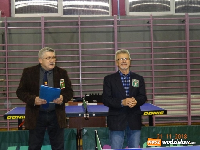 Zdjęcie w galerii na portalu naszwodzislaw.com: Zacięty mecz i kontuzja zawodnika wiadomości z regionu