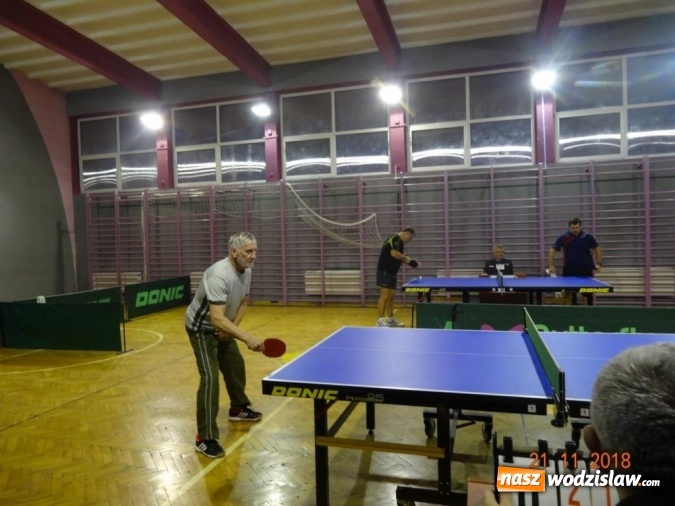 Zdjęcie w galerii na portalu naszwodzislaw.com: Zacięty mecz i kontuzja zawodnika wiadomości z regionu