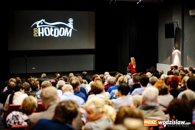 Zdjęcie w galerii na portalu naszwodzislaw.com: Po premierze filmu Pod hołdom. Jak wesoło promować śląski folklor? wiadomości z regionu