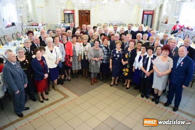 Zdjęcie w galerii na portalu naszwodzislaw.com: Jubileusze małżeństwa w gminie Godów wiadomości z regionu