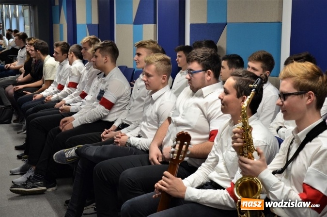 Zdjęcie w galerii na portalu naszwodzislaw.com: Podsumowanie projektu edukacyjnego Jestem Patriotą wiadomości z regionu