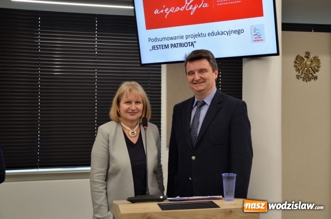 Zdjęcie w galerii na portalu naszwodzislaw.com: Podsumowanie projektu edukacyjnego Jestem Patriotą wiadomości z regionu