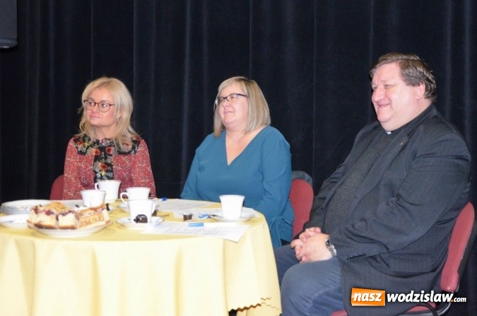 Zdjęcie w galerii na portalu naszwodzislaw.com: XI Edycja Powiatowego Konkursu Piosenki Obcojęzycznej Cantemus za nami wiadomości z regionu