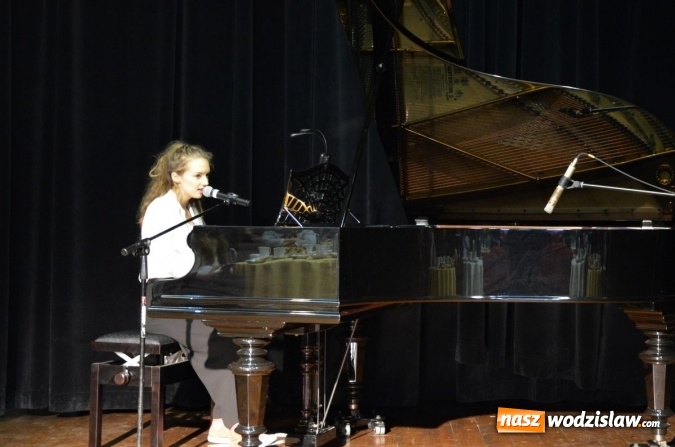 Zdjęcie w galerii na portalu naszwodzislaw.com: XI Edycja Powiatowego Konkursu Piosenki Obcojęzycznej Cantemus za nami wiadomości z regionu