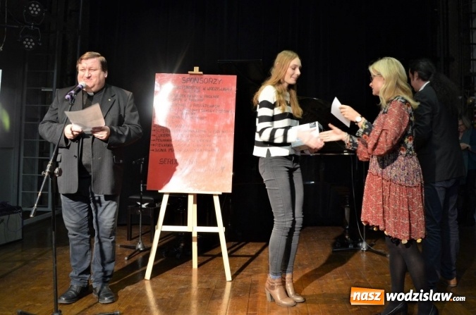 Zdjęcie w galerii na portalu naszwodzislaw.com: XI Edycja Powiatowego Konkursu Piosenki Obcojęzycznej Cantemus za nami wiadomości z regionu