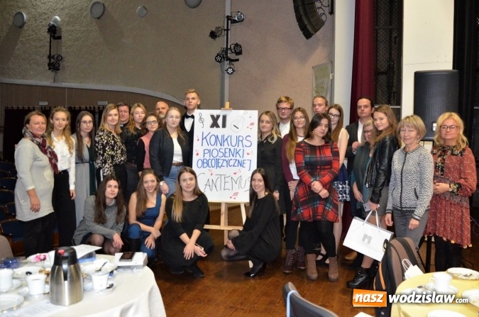 Zdjęcie w galerii na portalu naszwodzislaw.com: XI Edycja Powiatowego Konkursu Piosenki Obcojęzycznej Cantemus za nami wiadomości z regionu