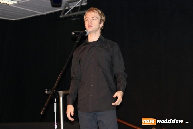 Zdjęcie w galerii na portalu naszwodzislaw.com: Artystyczna drużyna ZST w półfinale konkursu Pojedynek na Słowa wiadomości z regionu