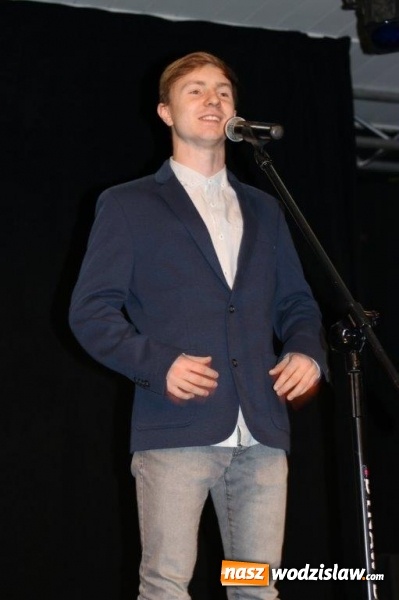 Zdjęcie w galerii na portalu naszwodzislaw.com: Artystyczna drużyna ZST w półfinale konkursu Pojedynek na Słowa wiadomości z regionu