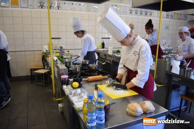 Zdjęcie w galerii na portalu naszwodzislaw.com: VIII Śląska Jesień Kulinarna w ZSE w Wodzisławiu Śląskim wiadomości z regionu