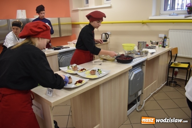 Zdjęcie w galerii na portalu naszwodzislaw.com: VIII Śląska Jesień Kulinarna w ZSE w Wodzisławiu Śląskim wiadomości z regionu