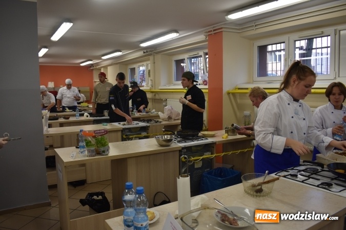 Zdjęcie w galerii na portalu naszwodzislaw.com: VIII Śląska Jesień Kulinarna w ZSE w Wodzisławiu Śląskim wiadomości z regionu